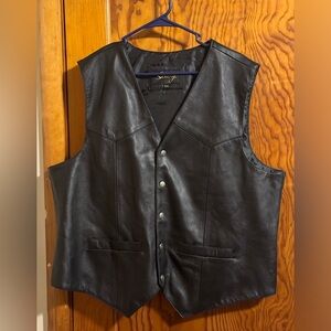 Men’s Leather Vest